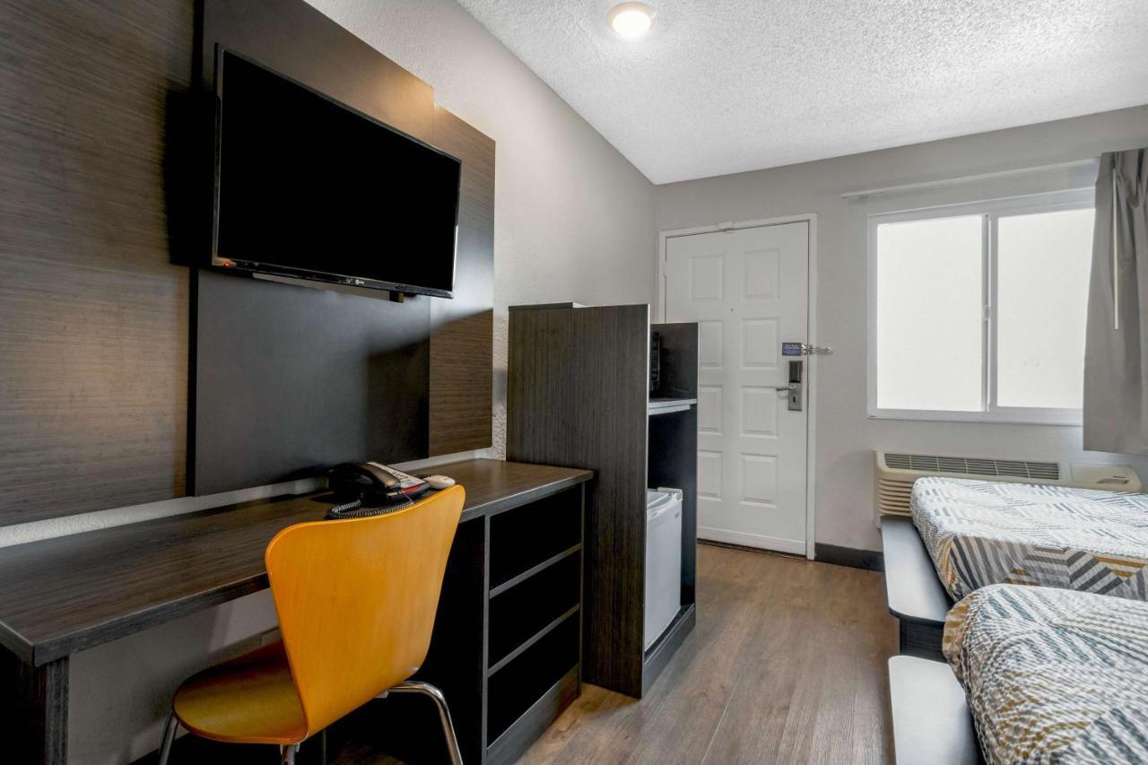 Motel 6-Merced, Ca - North Екстер'єр фото