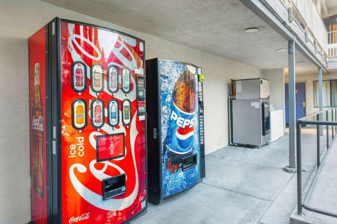 Motel 6-Merced, Ca - North Екстер'єр фото