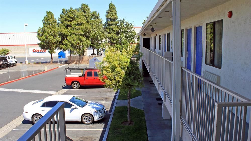 Motel 6-Merced, Ca - North Екстер'єр фото